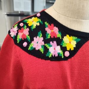 Vtg PLUM RED SWEATER